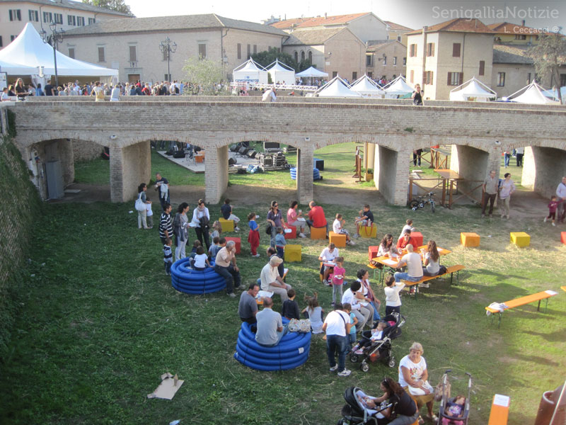 Pane Nostrum 2012 - giardini Rocca Roveresca