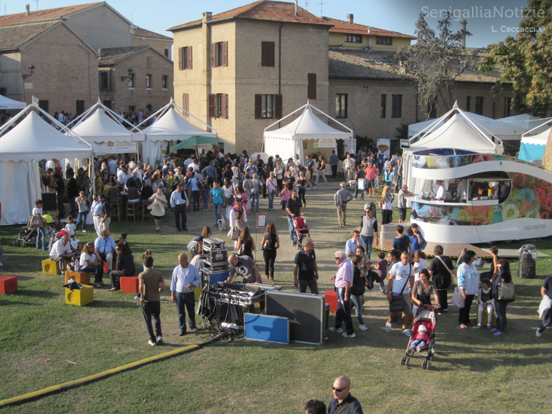 Pane Nostrum 2012 - giardini Rocca Roveresca