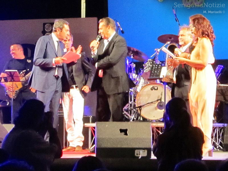 Attilio Romita, Maurizio Minucci di Banca Suasa, questore Italo D'Angelo e Melissa di Matteo