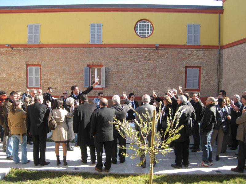 Brindisi per il recupero di Villa Aosta