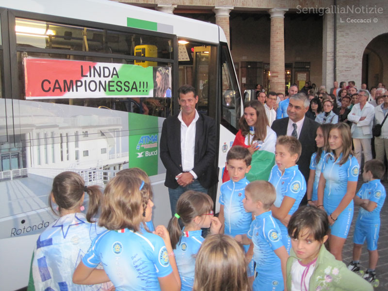 tributo-linda-rossi-030