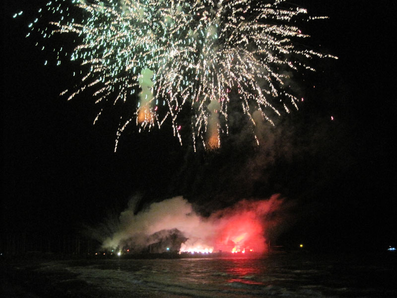 I fuochi artificiali in gara dell'azienda Piros