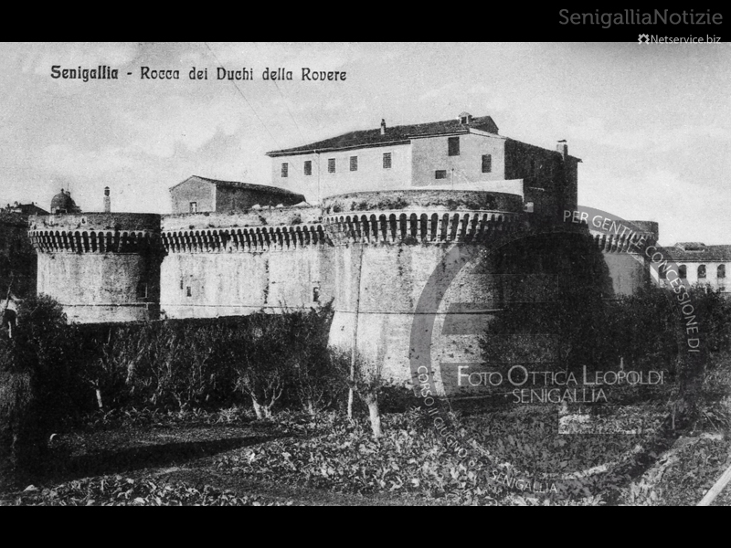 La Rocca Roveresca: foto di archivio storico - Leopoldi-2193
