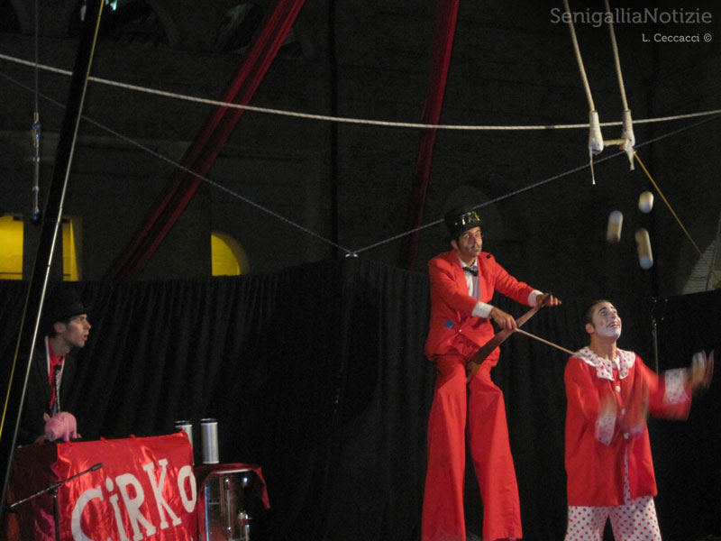 SenigArt - Circensi al Foro Annonario