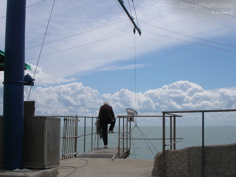 28/09/2012 - Guardando il mare di Senigallia....