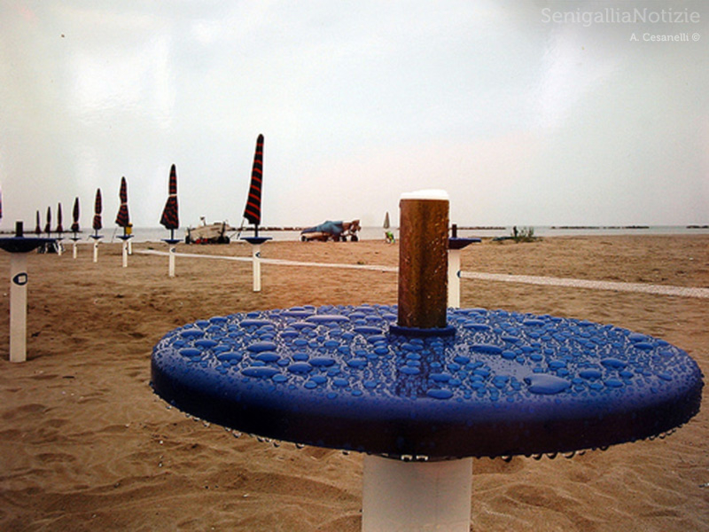 19/09/2013 - Gocce in spiaggia...