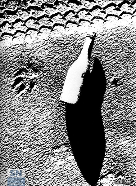 21/09/2015 - Bottiglia in spiaggia