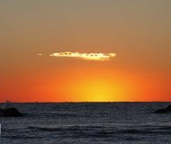 07/09/2017 - Luce dal basso