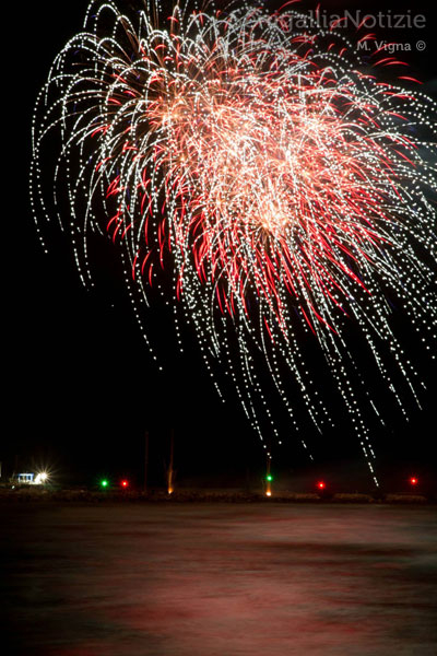 Fuochi d'artificio sul mare di Senigallia