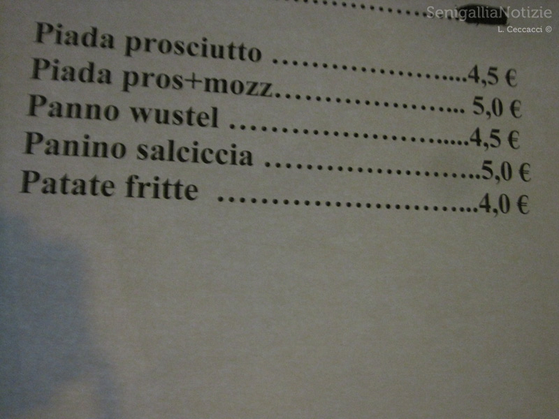 Il listino prezzi forse andava riletto prima di stamparlo...