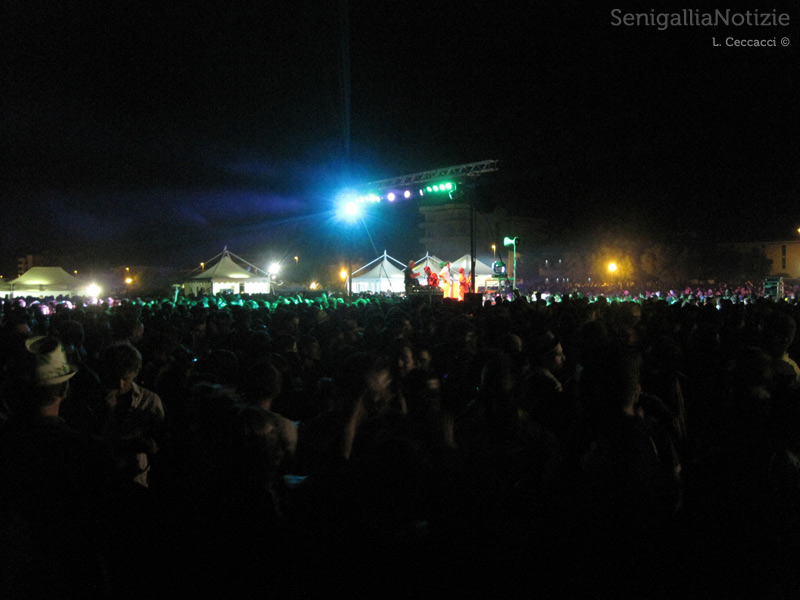 Summer Jamboree 2012 - Si balla in spiaggia fino a tarda notte