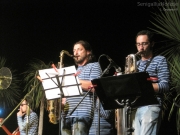 The Jolly Rockers sul palco del Big Hawaiian Party