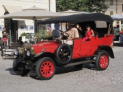 Sfilata auto d'epoca a Senigallia per il Summer Jamboree