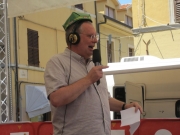 Massimo Cirri con il cappellino in testa