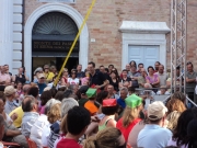 Solibello in mezzo al pubblico