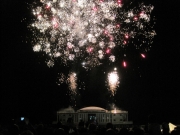 Inizia lo spettacolo dei fuochi d\'artificio