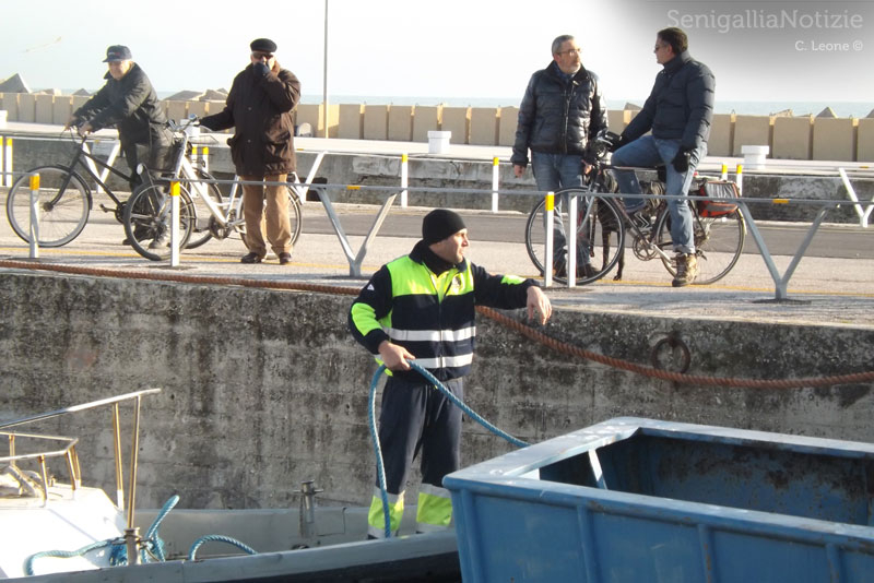Operazioni di "parcheggio" della motonave
