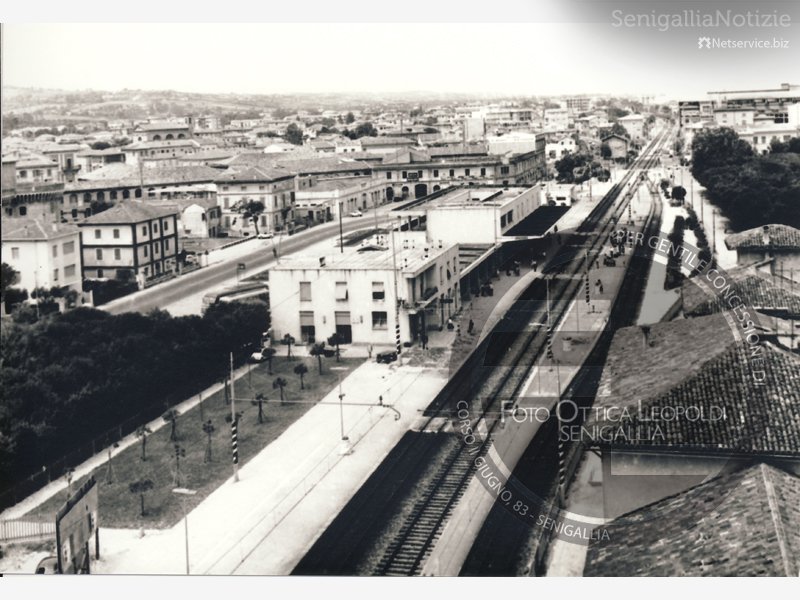Veduta aerea della stazione ferroviaria di Senigallia - Leopoldi-1337