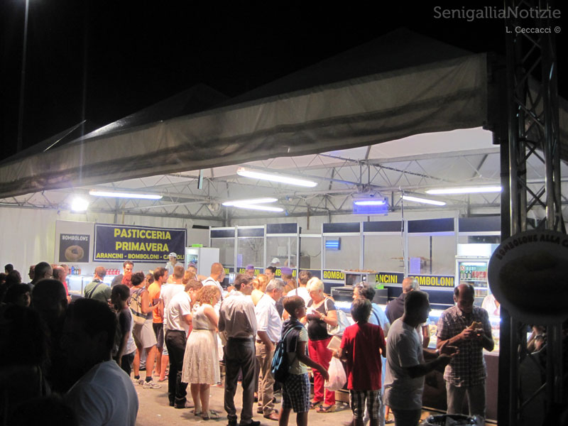 Stand gastronomico alla Fiera Campionaria di Senigallia