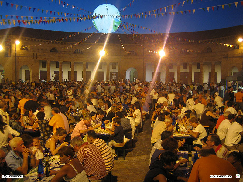 27/07/2009 - "Cucine di borgo" al Foro Annonario di Senigallia