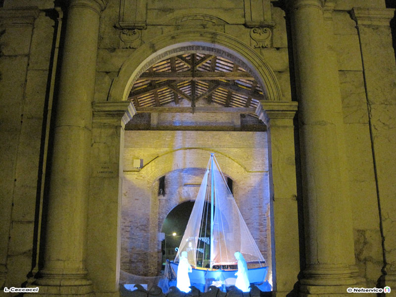 05/01/2010 - Senigallia, Natività sotto Porta Lambertina