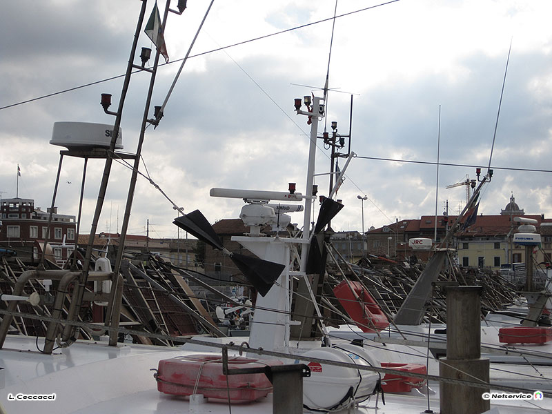 25/02/2010 - Senigallia, pescherecci al porto