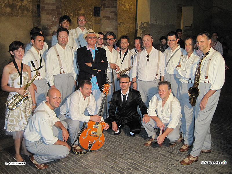12/08/2010 - Renzo Arbore e la Abbey Town Orchestra al Summer Jamboree