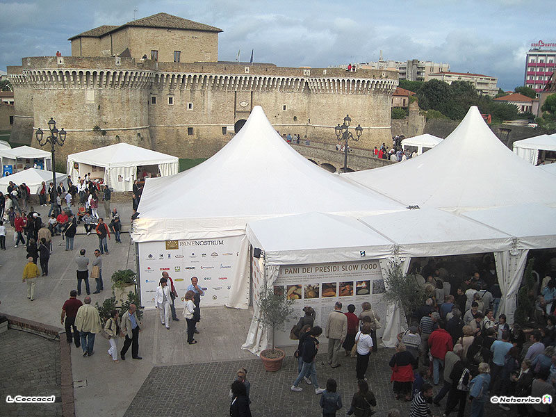 22/09/2010 - Gli stand del Pane Nostrum a Senigallia
