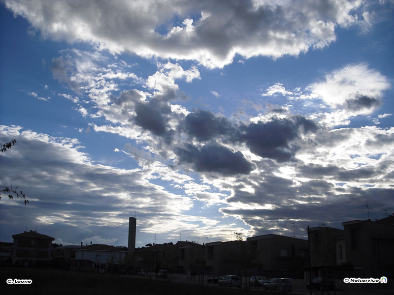 04/10/2010 - Nuvole..