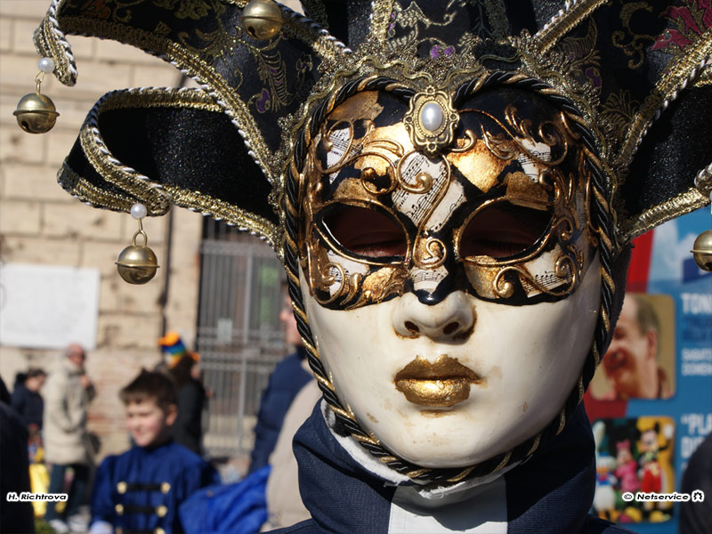 11/03/2011 - Carnevale a Senigallia