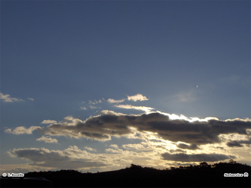 12/07/2011 - Nuvole sulla campagna senigalliese