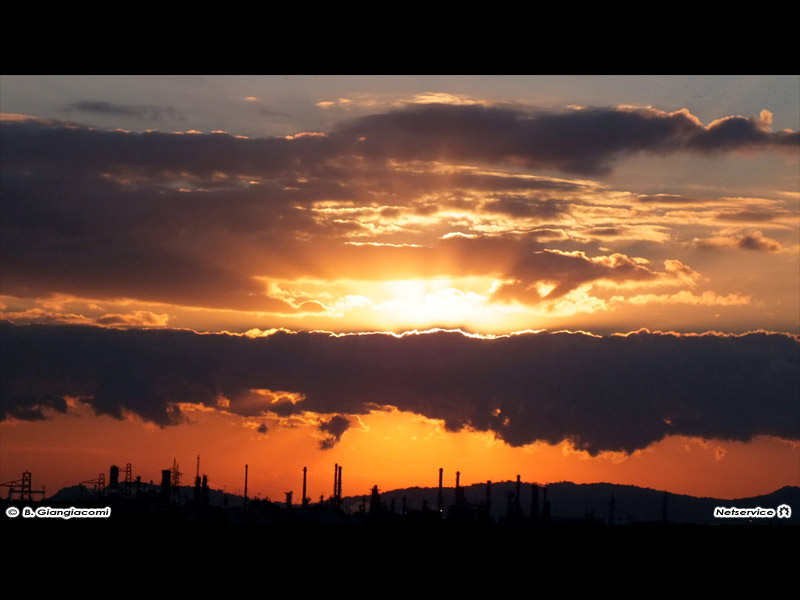 21/10/2011 - Alba con nubi