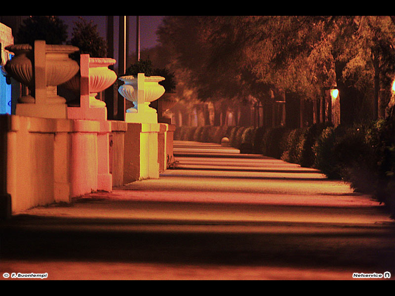 18/11/2011 - Lungomare di Senigallia in notturna