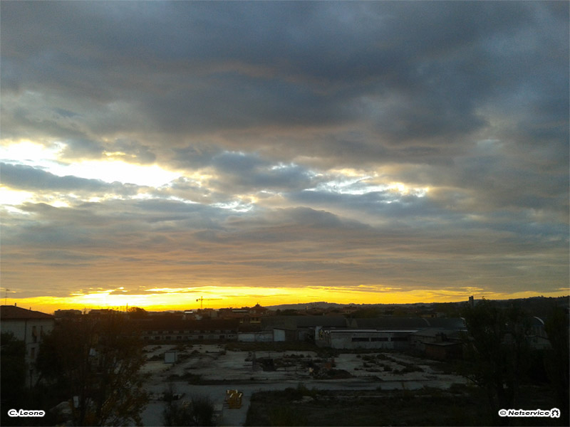 19/12/2011 - Alba nel dicembre senigalliese